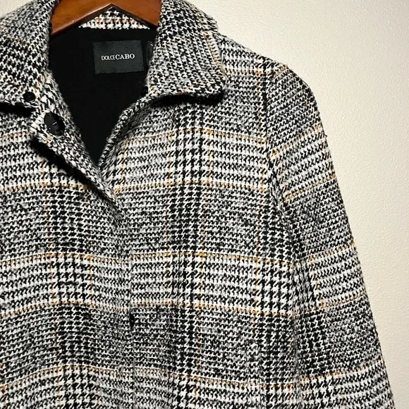 DOLCE CABO Tweed Blazer - Picture 4 of 12